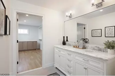 2274 Lyde Pl, Scotch Plains Township, NJ 07076 - Photo 17