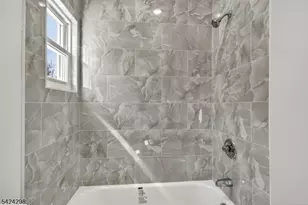 562 Tremont Ave, Orange, NJ 07050 - Photo 21