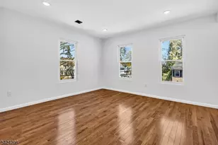 562 Tremont Ave, Orange, NJ 07050 - Photo 17