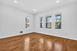 562 Tremont Ave, Orange, NJ 07050 - Photo 5