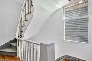 562 Tremont Ave, Orange, NJ 07050 - Photo 29