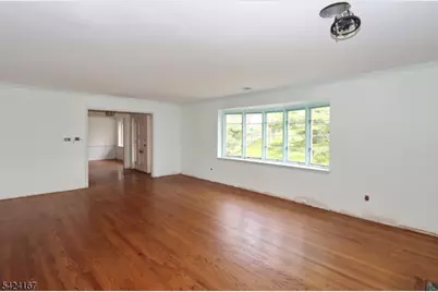 1495 Fox Trl, Mountainside, NJ 07092 - Photo 13