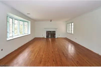 1495 Fox Trl, Mountainside, NJ 07092 - Photo 11