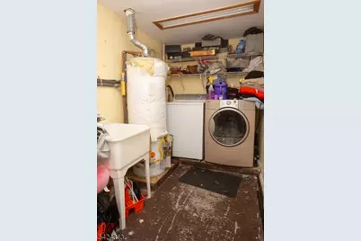 12 Central Ave, Pompton Lakes, NJ 07442 - Photo 11