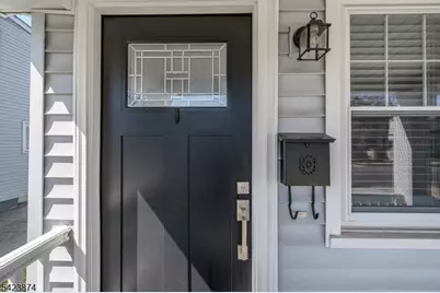 827 Lincoln Ave, Manville, NJ 08835 - Photo 3