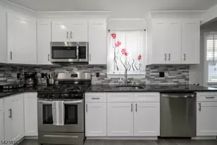 827 Lincoln Ave, Manville, NJ 08835 - Photo 13