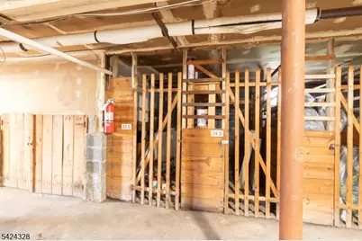 300 Wilson Rd #22C, Springfield, NJ 07081 - Photo 9