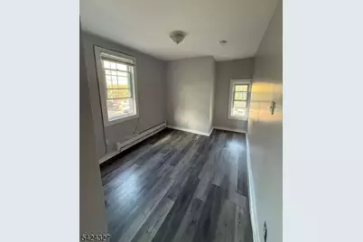 276 Summer Ave, Newark, NJ 07104 - Photo 1