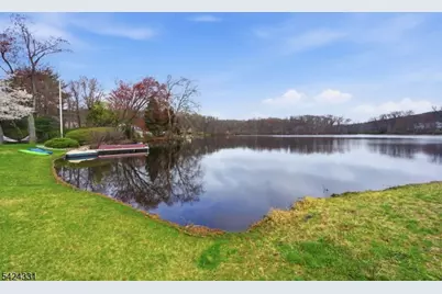 11 N Pocono Rd, Mountain Lakes, NJ 07046 - Photo 39
