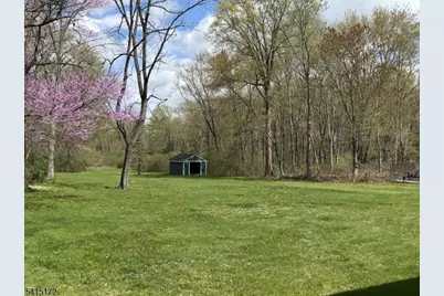 10 Bellows Ln, Montville Township, NJ 07082 - Photo 11