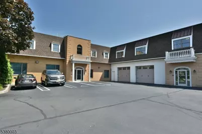 555 Goffle Rd, Ridgewood, NJ 07450 - Photo 1