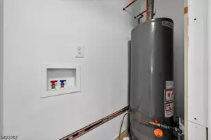 210 Nariticong Ave, Hopatcong, NJ 07843 - Photo 15