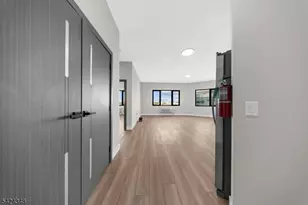 87 Mary St, Paterson, NJ 07503 - Photo 3