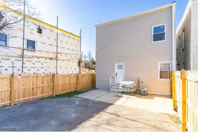 204 19th Ave, Irvington, NJ 07111 - Photo 23