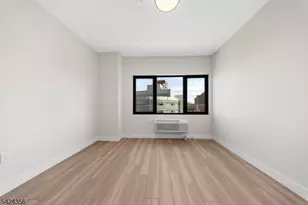87 Mary St, Paterson, NJ 07503 - Photo 11