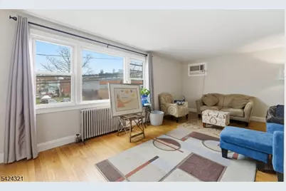 554 Kingsland Ave, Lyndhurst Township, NJ 07071 - Photo 13