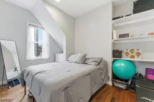 554 Kingsland Ave, Lyndhurst Township, NJ 07071 - Photo 11