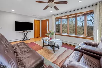 25 Sunset Trl, Rockaway Township, NJ 07866 - Photo 7