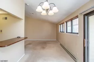 52 Hillside Ct, Union Township, NJ 08809 - Photo 7