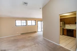 52 Hillside Ct, Union Township, NJ 08809 - Photo 5