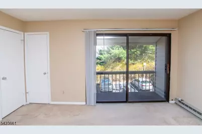 52 Hillside Ct, Union Township, NJ 08809 - Photo 15