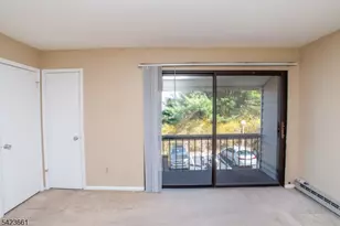 52 Hillside Ct, Union Township, NJ 08809 - Photo 15