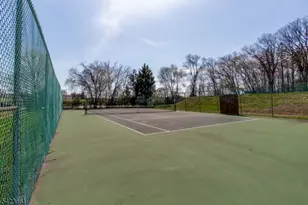 52 Hillside Ct, Union Township, NJ 08809 - Photo 21