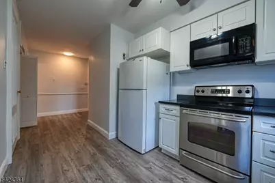 355 W Milton Avenue, Rahway, NJ 07065 - Photo 25