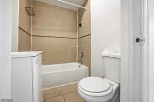 375 6th Ave, Newark, NJ 07107 - Photo 9