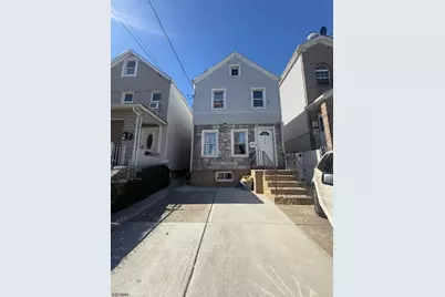 1016 Laura St, Elizabeth, NJ 07201 - Photo 1