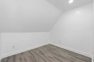 31 St Moritz Pl, Wayne, NJ 07470 - Photo 15