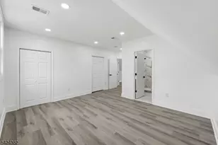31 St Moritz Pl, Wayne, NJ 07470 - Photo 13