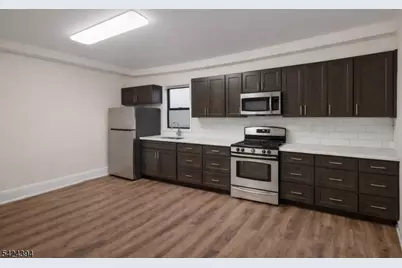 64 N 13th St, Newark, NJ 07107 - Photo 13