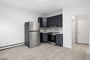 84 Center St, Clifton, NJ 07011 - Photo 3