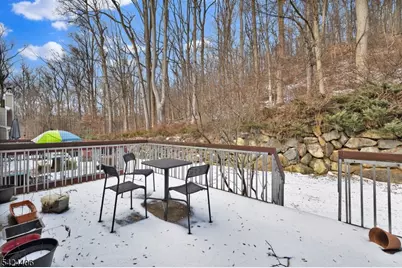 48 Edgefield Dr, Parsippany, NJ 07950 - Photo 35