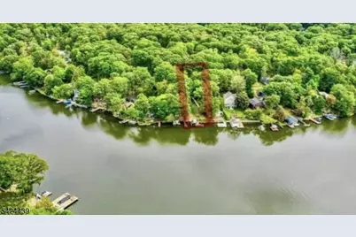 8 Oneida Ave, Hopatcong, NJ 07843 - Photo 1