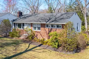 159 N Passaic Ave, Chatham, NJ 07928 - Photo 1