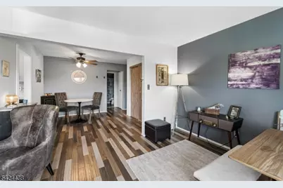 747 Riverside Ave #3-C, Lyndhurst Township, NJ 07071 - Photo 9