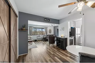 747 Riverside Ave #3-C, Lyndhurst Township, NJ 07071 - Photo 11