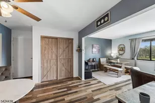 747 Riverside Ave, Lyndhurst Township, NJ 07071 - Photo 3