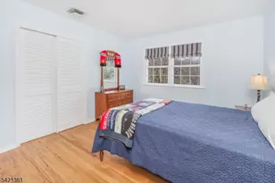 126 Wentworth Dr, Berkeley Heights Township, NJ 07922 - Photo 25