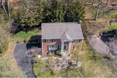 126 Wentworth Dr, Berkeley Heights Township, NJ 07922 - Photo 47