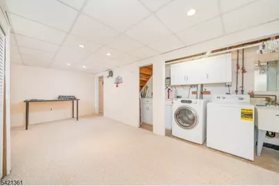 126 Wentworth Dr, Berkeley Heights Township, NJ 07922 - Photo 35