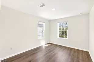 225 Myrtle Rd, Warren Township, NJ 07059 - Photo 17