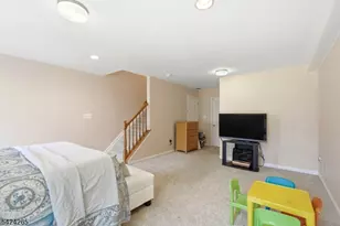 424 Hartford Dr, Nutley, NJ 07110 - Photo 37