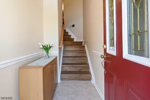 424 Hartford Dr, Nutley, NJ 07110 - Photo 9