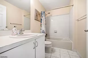 424 Hartford Dr, Nutley, NJ 07110 - Photo 47
