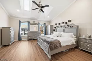 424 Hartford Dr, Nutley, NJ 07110 - Photo 3