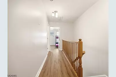 424 Hartford Dr, Nutley, NJ 07110 - Photo 23