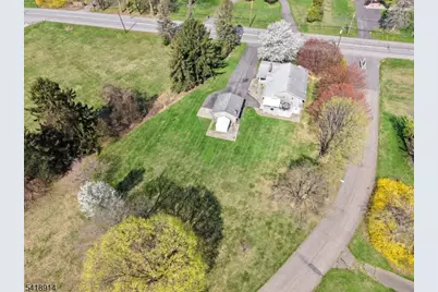 1316 Belvidere Rd, Lopatcong Township, NJ 08865 - Photo 11